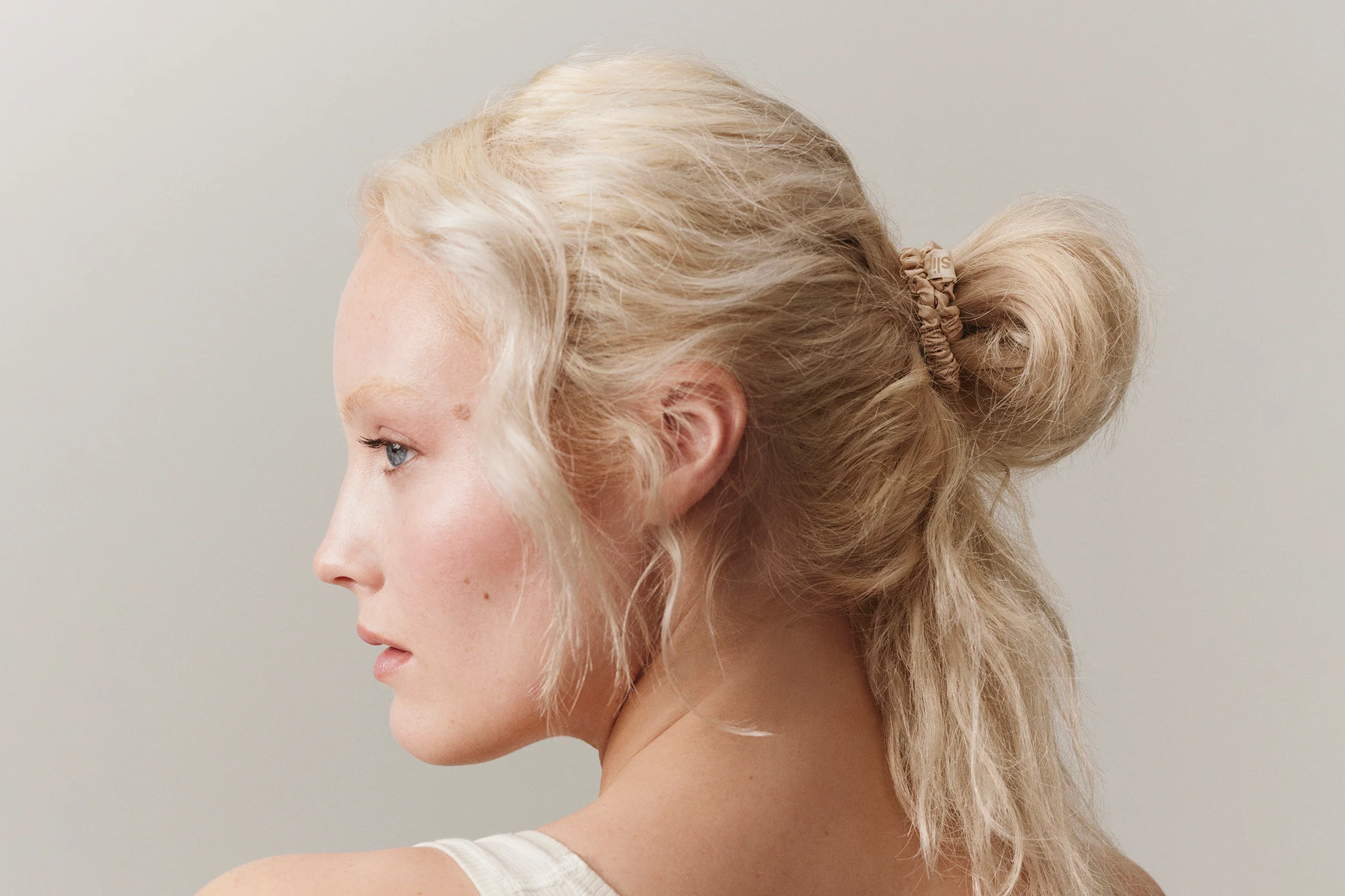 Back to Basics Blonde Skinny Scrunchies - Image 5